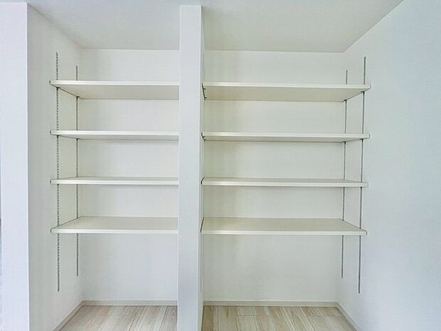 部屋ごとに設けた収納は、住みやすさへのこだわり。 