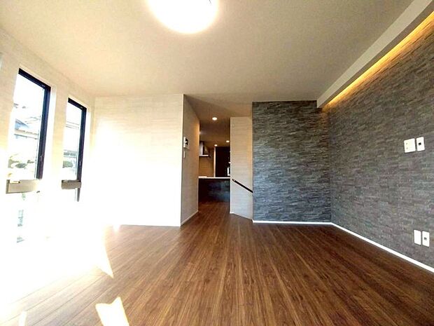 家族団らんの時間も増えそうなくつろぎのLDK。