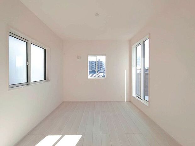 子供部屋には丁度良い洋室。 