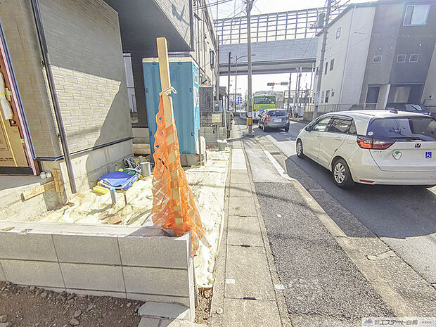 前面道路含む現地写真