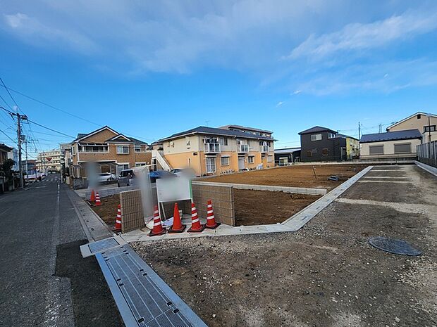 前面道路含む現地写真