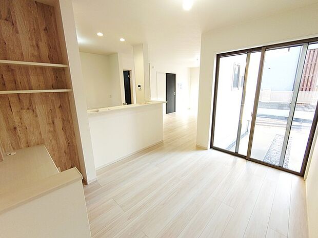 開放感と採光にこだわった広々ＬＤＫ。 