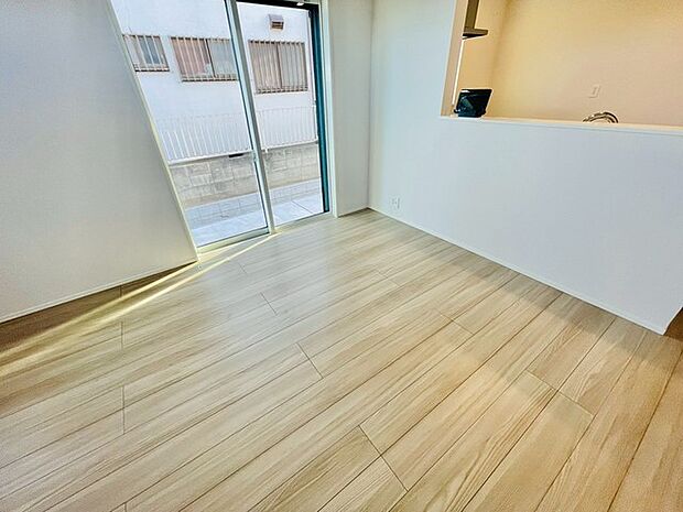 穏やかな光が優しく広がる、心地よい空間