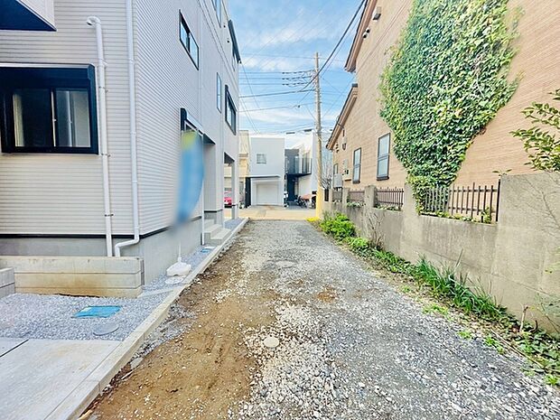 前面道路含む現地写真 