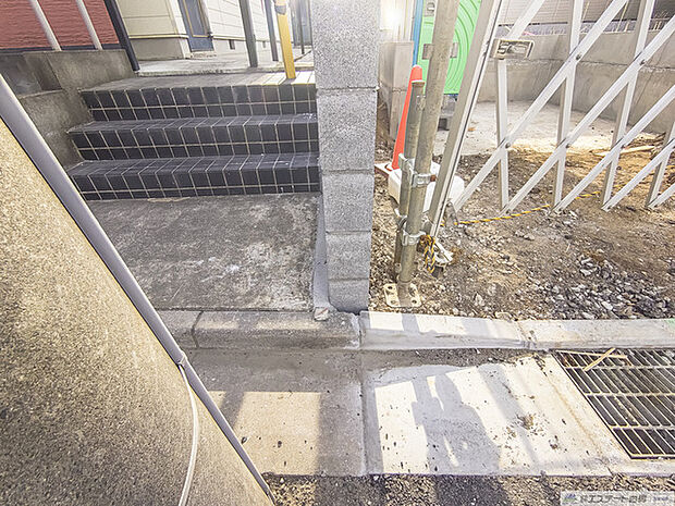 1号棟_南側隣地境界