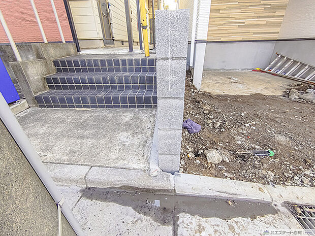 分譲地南東側_隣地境界