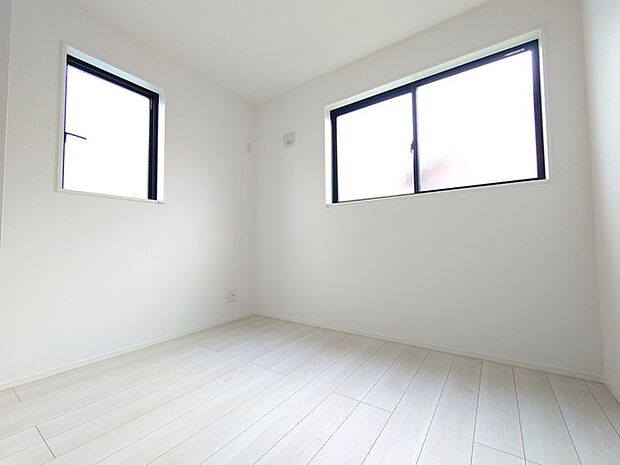 たっぷりの陽光に包まれる明るい住まい。 