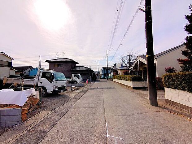 前面道路含む現地写真 