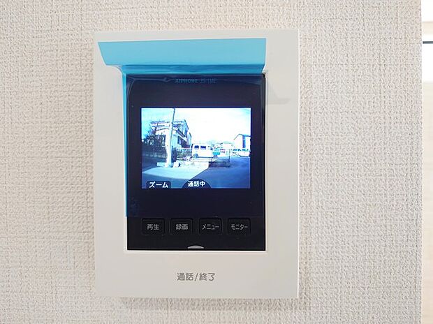 ■ TVモニタ付インタホンでセキュリティ面にも配慮 ■
