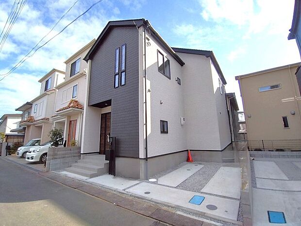 ウェブや資料からでは得られないヒントがたくさん見つかる完成物件です。