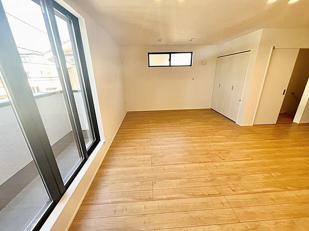 お家の中心となる大きな空間がご家族のコミュニケーションスペースになる筈です。