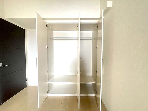 ご家族の思い出も大切にしまっておけるたっぷり収納。
