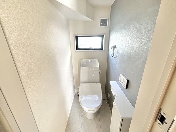 清潔好きには欠かせないウォシュレット機能付き。