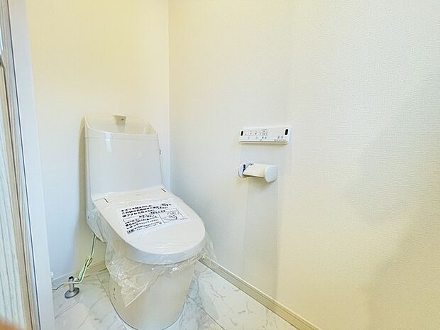 清潔好きには欠かせないウォシュレット機能付き。 