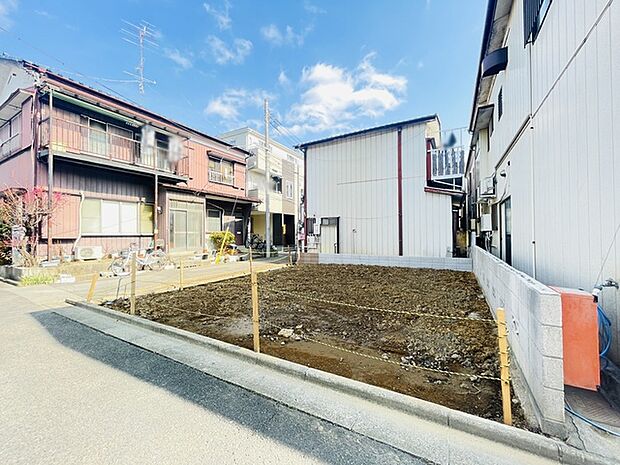 前面道路含む現地写真 