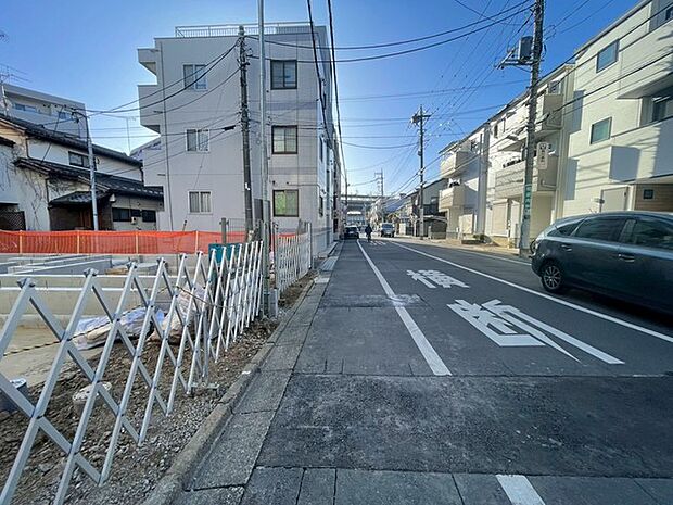 前面道路含む現地写真