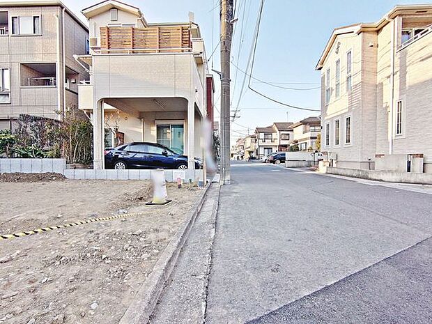前面道路含む現地写真 