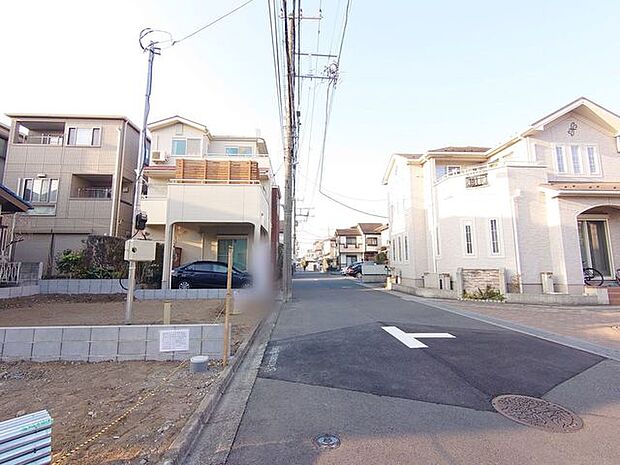 前面道路含む現地写真 