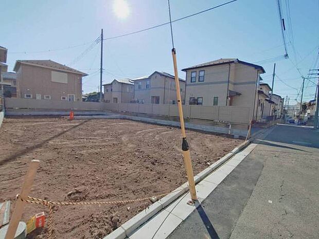 前面道路含む現地写真 