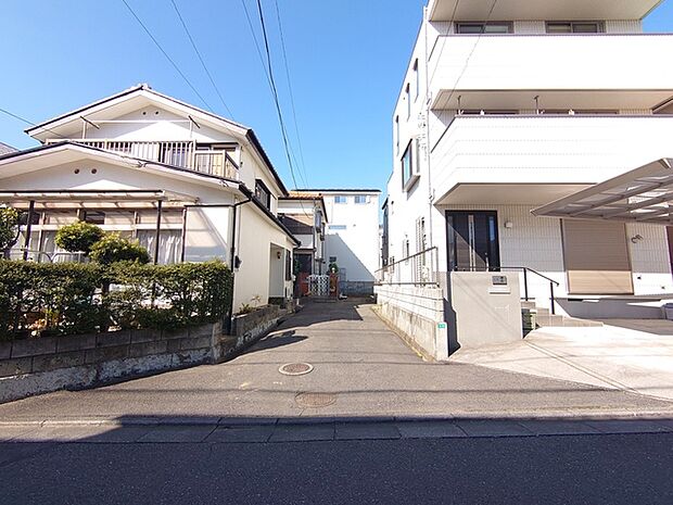 前面道路含む現地写真 