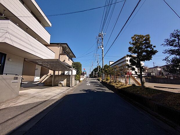 前面道路含む現地写真 