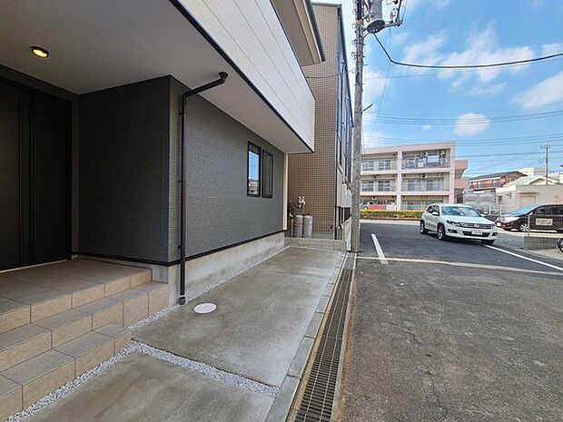 前面道路含む現地写真