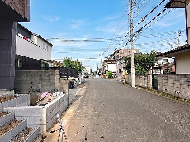 前面道路含む現地写真