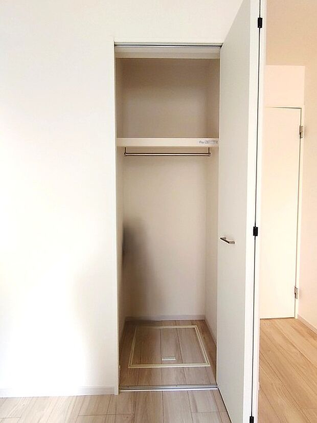 部屋ごとに設けた収納は、住みやすさへのこだわり。 