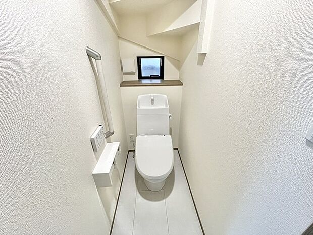 清潔好きには欠かせないウォシュレット機能付き。
