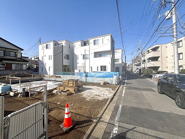 前面道路含む現地写真 