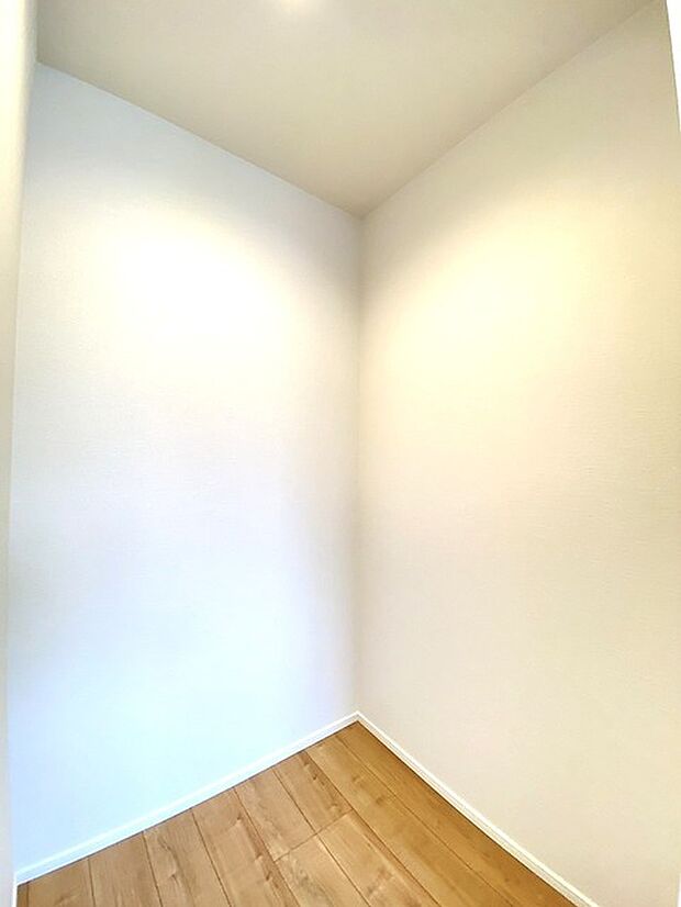 ウォークインクロゼットのある住まいで収納上手な生活。