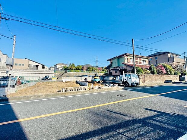 前面道路含む現地写真