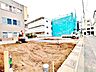 外観：前面道路含む現地写真 