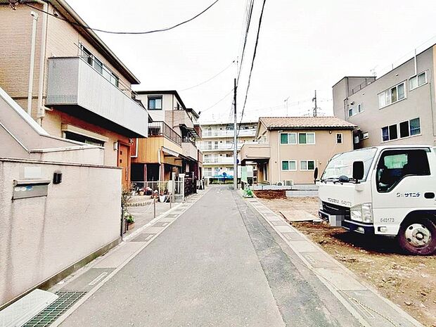 前面道路含む現地写真 