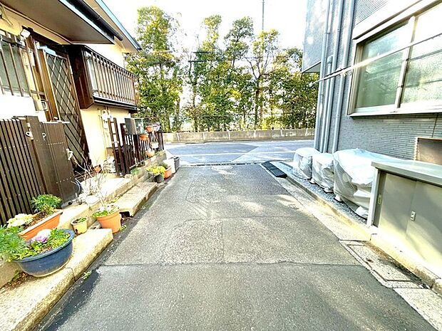 前面道路含む現地写真 