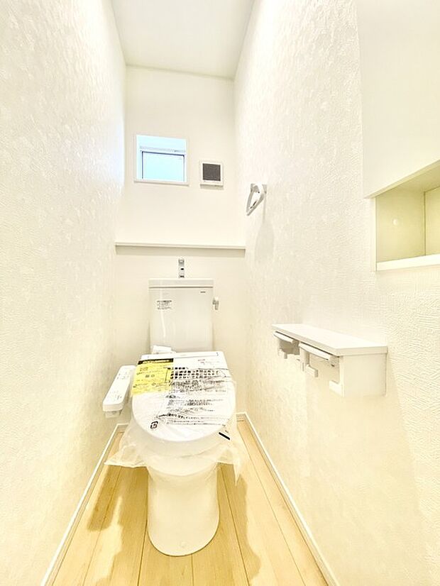 清潔好きには欠かせないウォシュレット機能付き。 