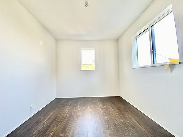 子供部屋には丁度良い洋室。