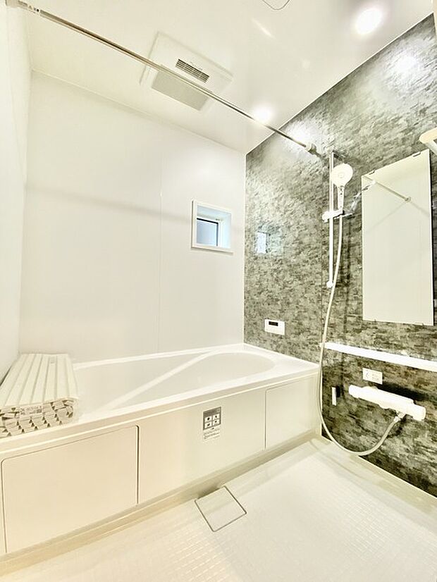 ≪ 雨の日のお洗濯にも大活躍な浴室乾燥機付 ≫