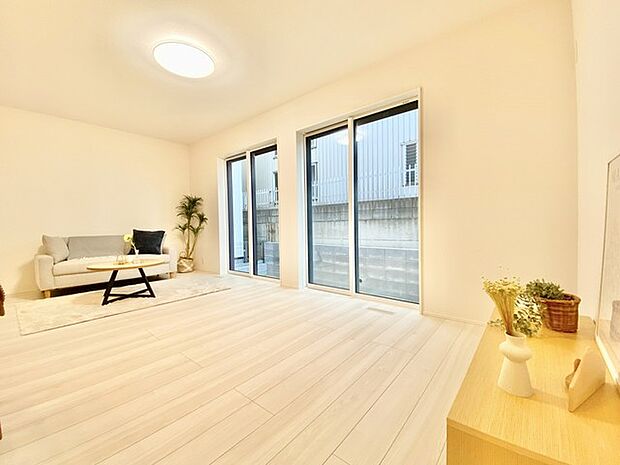 お家の中心となる大きな空間がご家族のコミュニケーションスペースになる筈です。