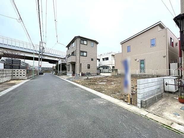 前面道路含む現地写真