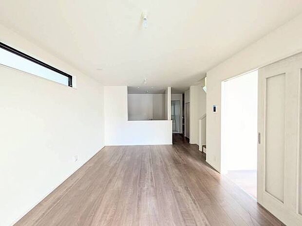 家族団らんの時間も増えそうなくつろぎのLDK。