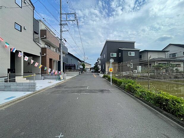 前面道路含む現地写真