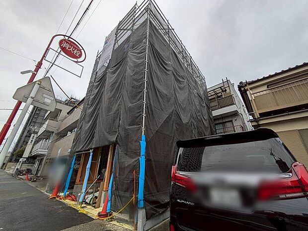 建設中