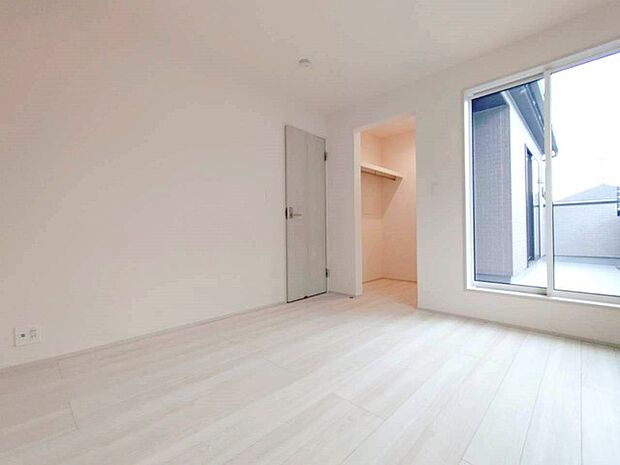 この部屋だれの部屋にしようかな、なんて会話を現地で楽しんでください。