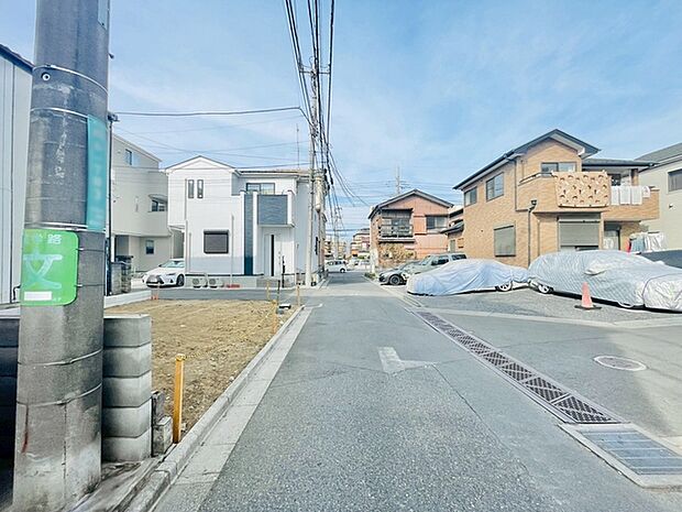 前面道路含む現地写真 