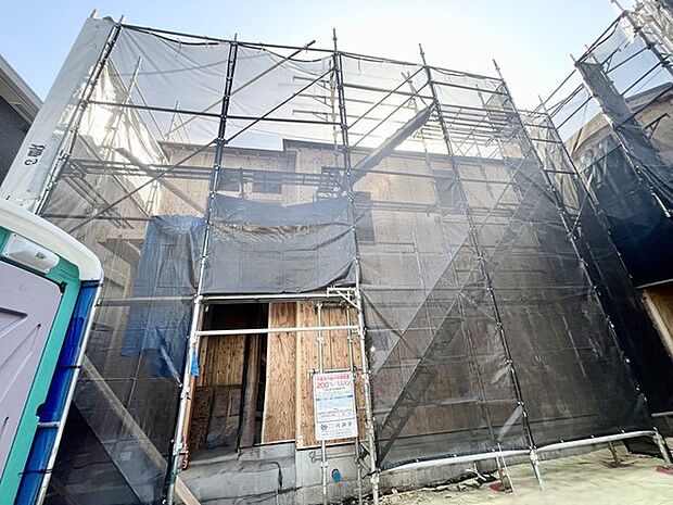 現地建設中写真