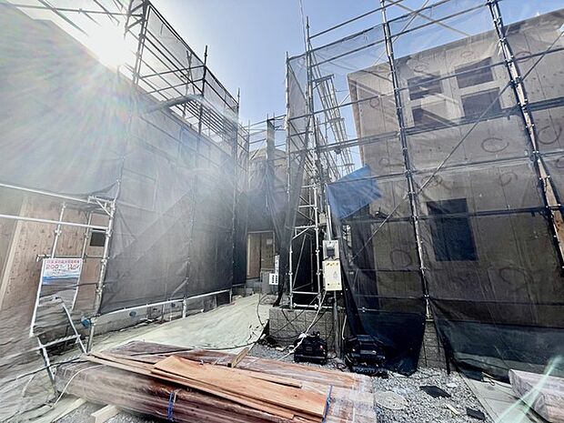 現地建設中写真