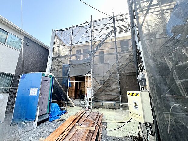 現地建設中写真