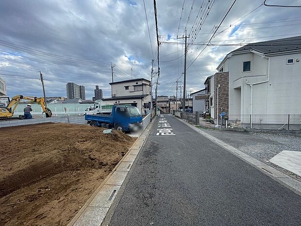 前面道路含む現地写真