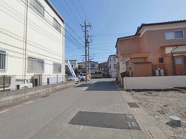 前面道路含む現地写真